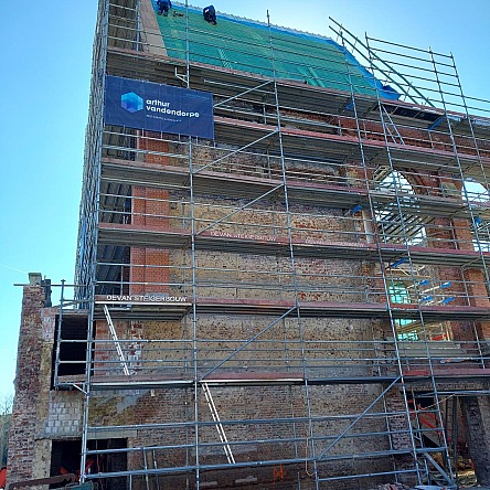 BE PI SUP Usystem Roof OS Heule LR 01