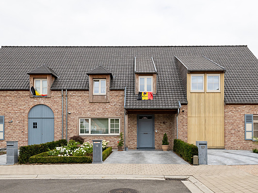 PVC ramen en deuren voor nieuwbouw woning - Berlare