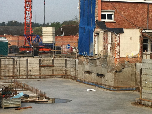 Onderschoeiing in Geel