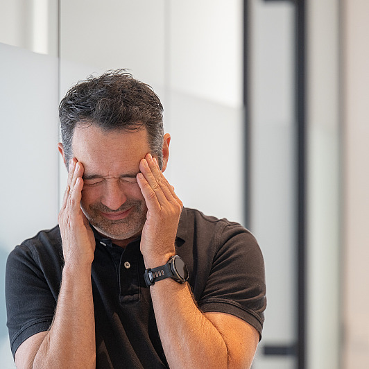 Opnieuw beginnen na 60: hoe Tom met Hura een nieuwe job vond na zijn ontslag