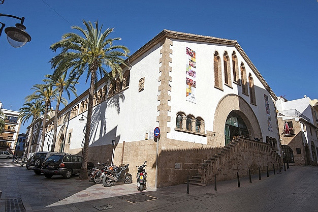 Javea mercado