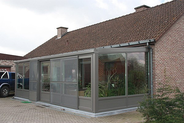 Veranda met vliegenraam